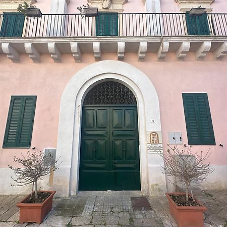Palazzo Costantini Bed & Breakfast San Donato di Lecce ภายนอก รูปภาพ