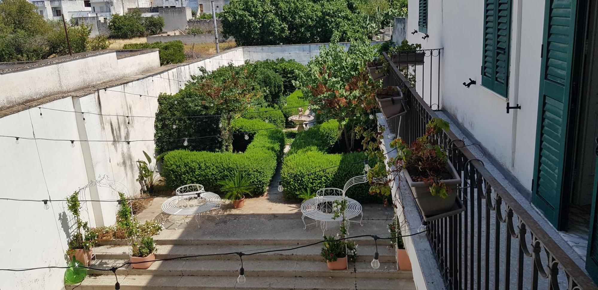 Palazzo Costantini Bed & Breakfast San Donato di Lecce ภายนอก รูปภาพ